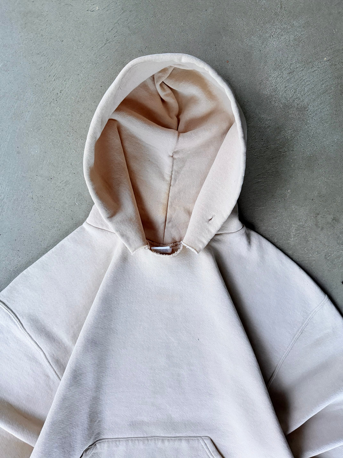Vintage Russell Athletic Hoodie - L