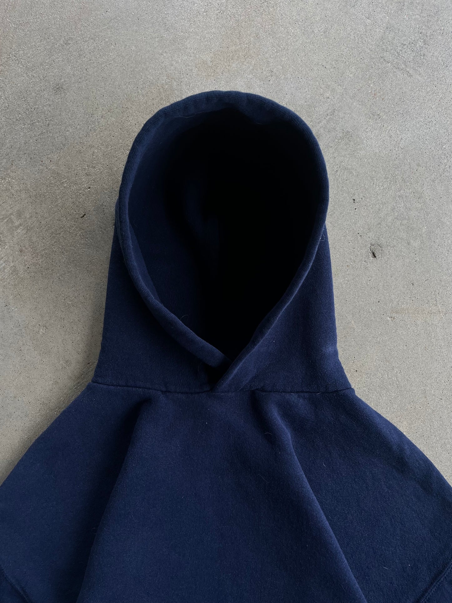 Vintage Russell Athletic Hoodie - L