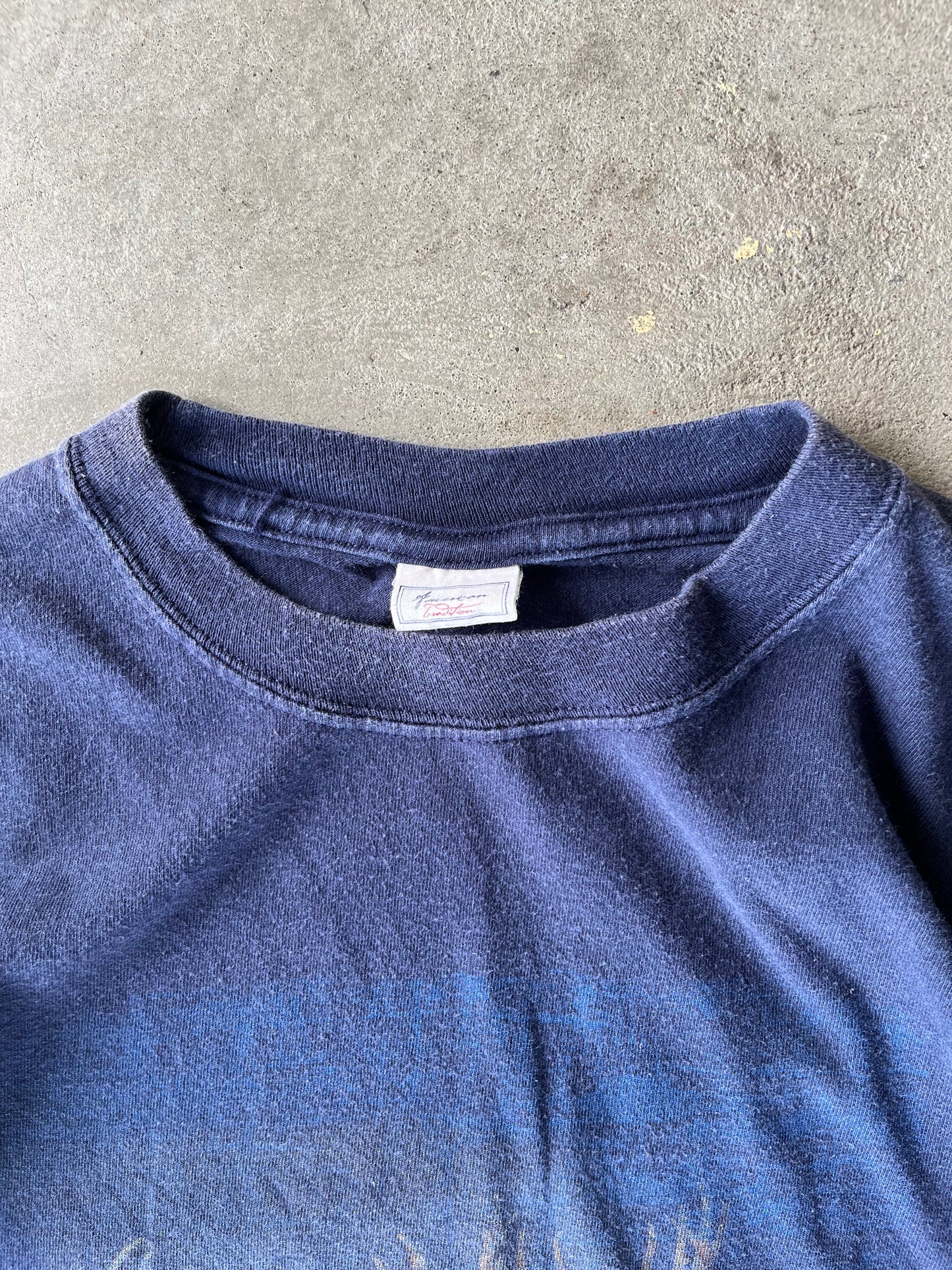 L - Vintage Hunting Tee