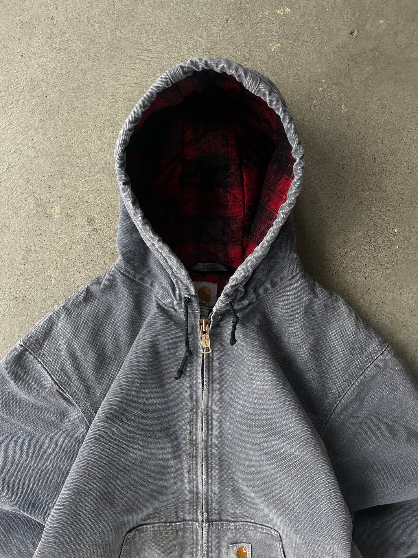 Vintage Distressed Grey Carhartt Jacket Red Plaid Lining - M