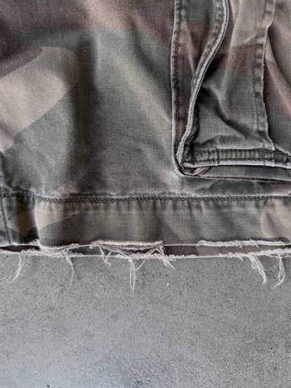 Vintage American Eagle Outfitters Camo Cargo Shorts - 30