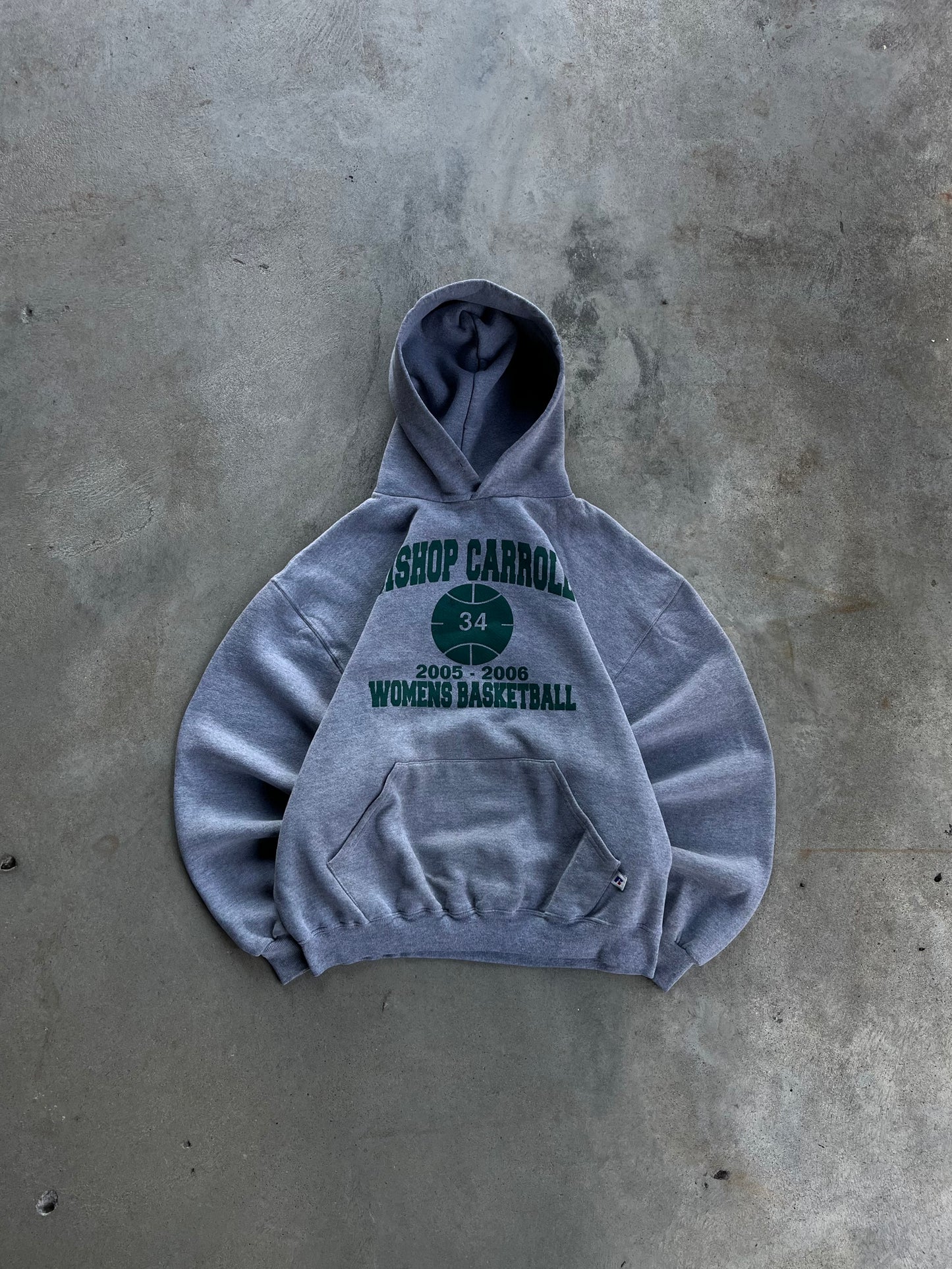 Vintage Russell Athletic Basketball Hoodie - L