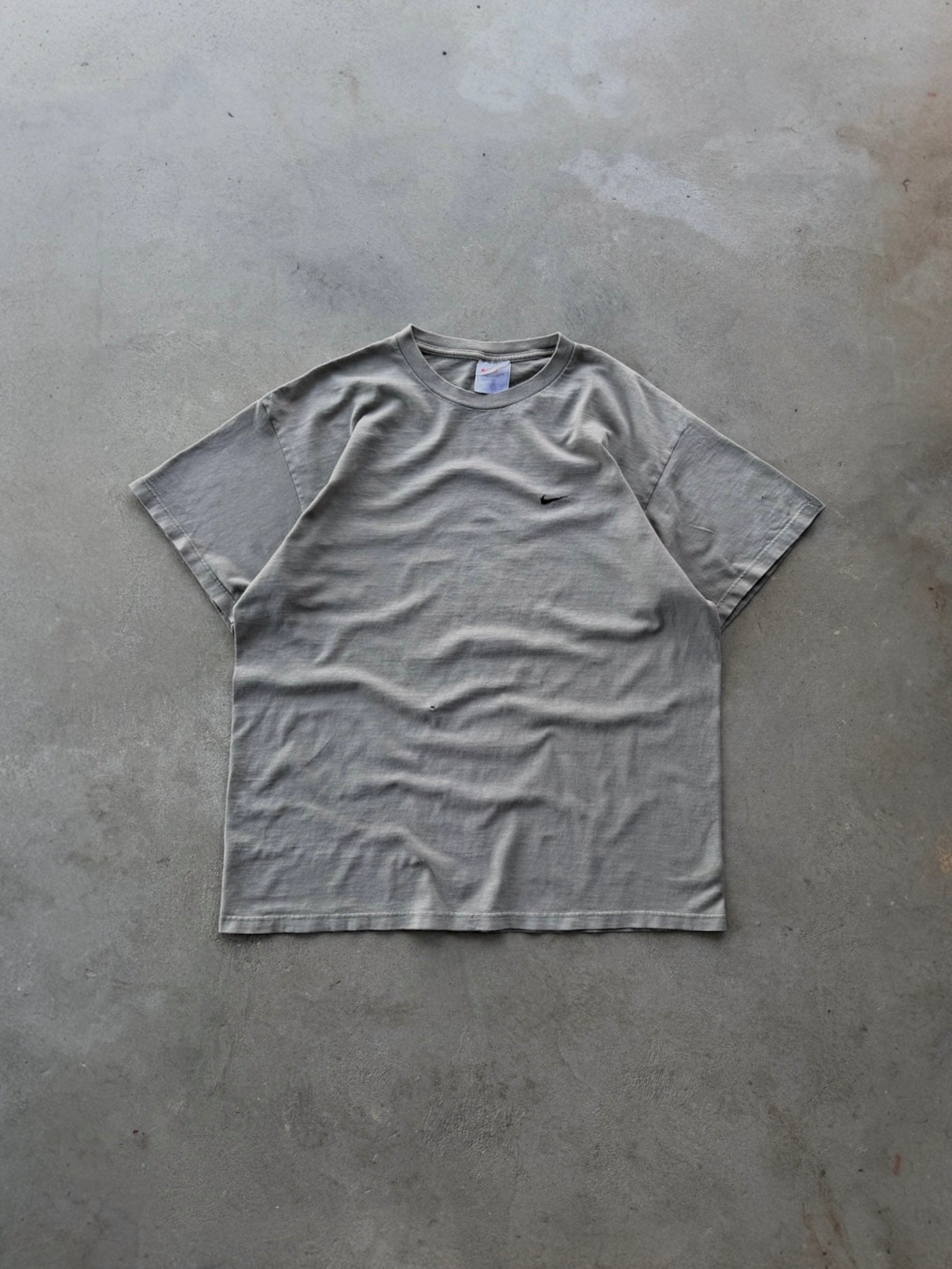 Vintage Faded Embroidered Green Nike Tee - L